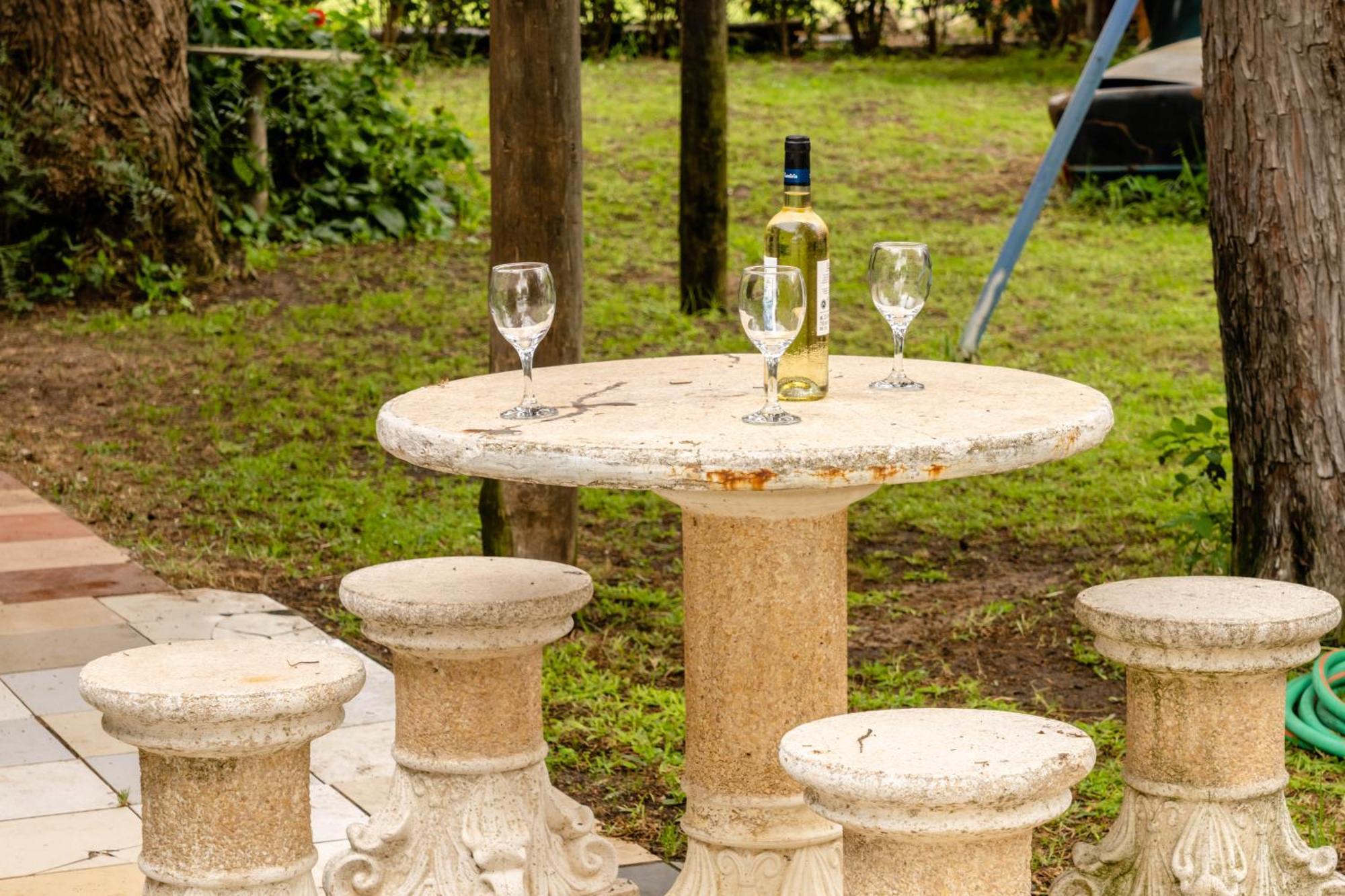 Quinta Dos Pinheiros * Estanqueiro